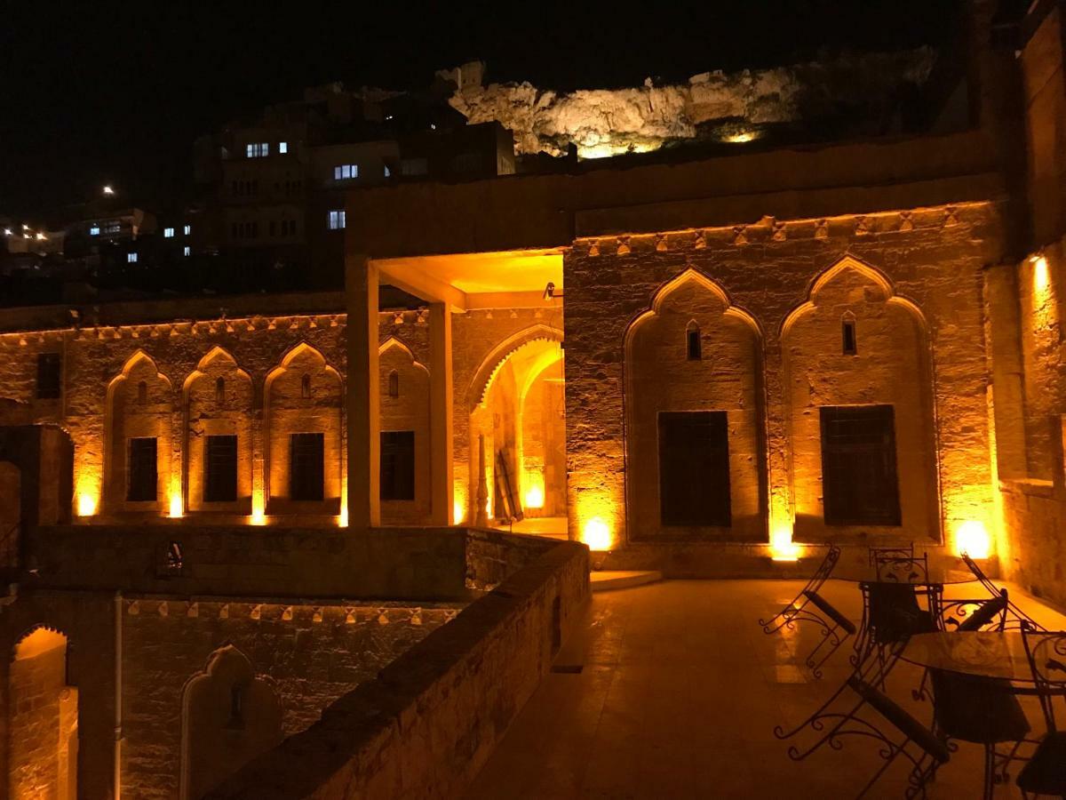 Kasr-I Abbas Hotel Мардин Екстериор снимка
