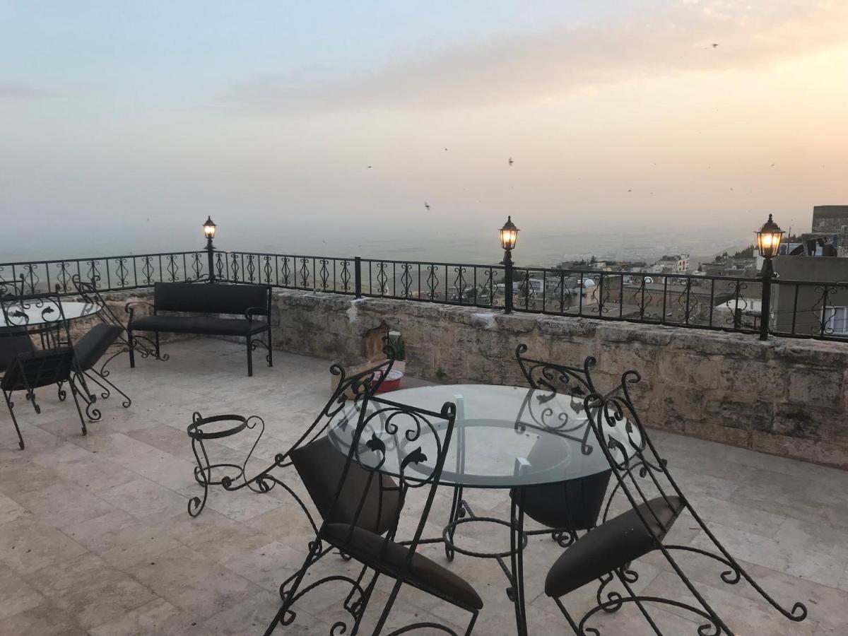 Kasr-I Abbas Hotel Мардин Екстериор снимка